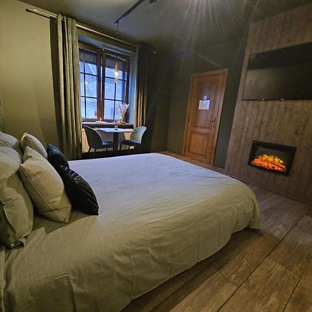 Bed and Breakfast Ferme La Joye Уффаліз Екстер'єр фото